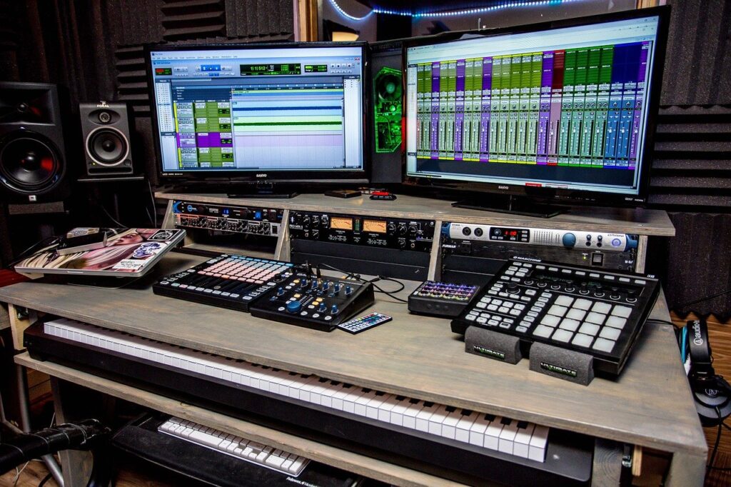 Choosing The Best DAW for Mixing Soul Asylum Studios